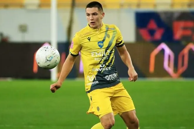 Клуб з топ-європейської ліги цікавиться гравцем Руха: встановлено перші контакти