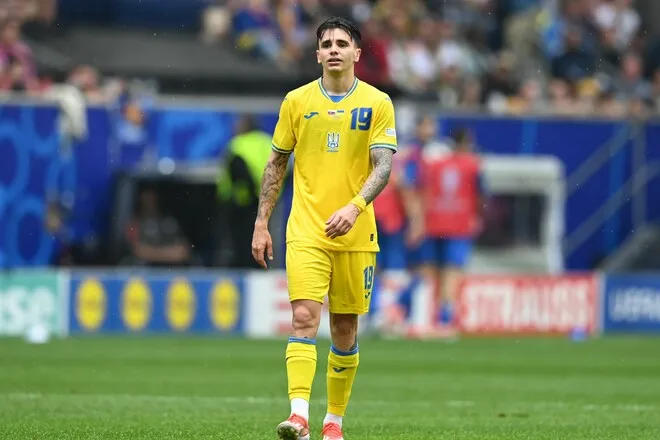 Один із найтитулованіших клубів світу розглядає трансфер Миколи Шапаренка