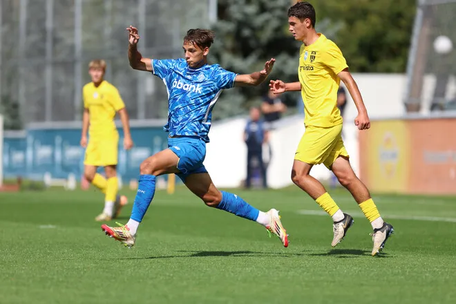 Форвард київського Динамо на перегляді у лідера УПЛ