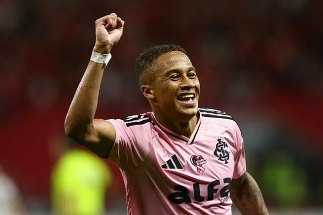 Бразильський клуб запропонував контракт футболісту, права на якого належать Динамо