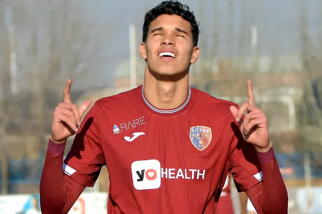 Розкрито деталі майбутнього трансферу Еріка до львівських Карпат