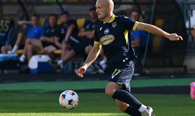 Перша ліга: подільське дербі й інтрига в Ужгороді — що подивитися в суботу