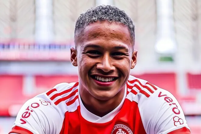 Футболіст, який залишає Динамо, заробить 5 млн євро за три роки контракту