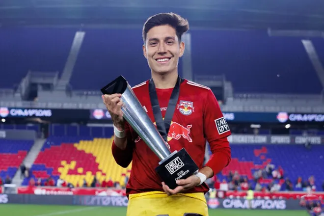 Кудрівка офіційно підписала центрбека Нью-Йорк Ред Буллз