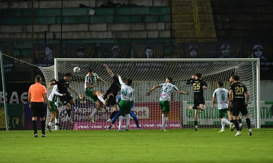 Карпати програли вчетверте поспіль в УПЛ: у грі двічі не забили з пенальті