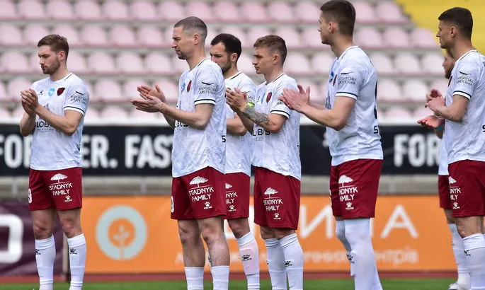 Перша ліга у п’ятницю: важкий виїзд команди з Волочиська та головні трансляції