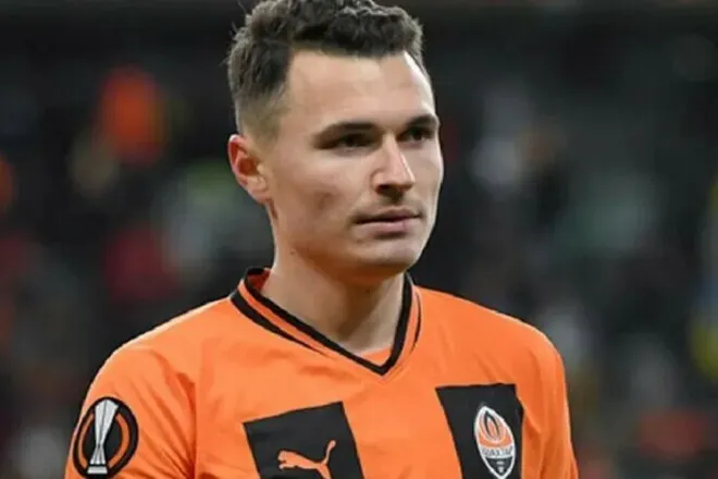 Фігурант, якого в Україні називають зрадником, переманив футболіста Шахтаря до своєї команди