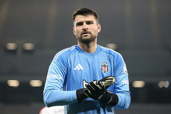 Донецький Шахтар націлився на трансфер воротаря, який невдовзі стане вільним агентом