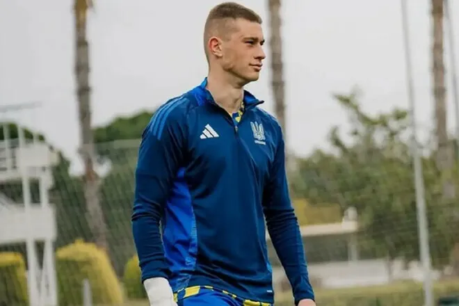Офіційно: вигнанець ЛНЗ підписав угоду з новим клубом в Європі