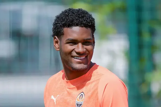 Трансферний поворот: з’явився покупець на гравця Шахтаря, який не підійшов Арді Турану