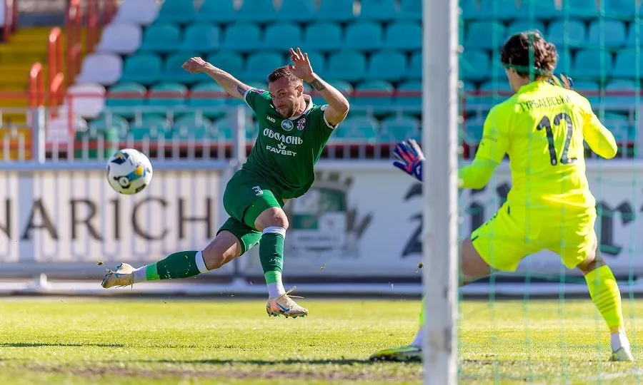 Оболонь і Зоря у феєрії голів в УПЛ продовжили безвиграшні серії