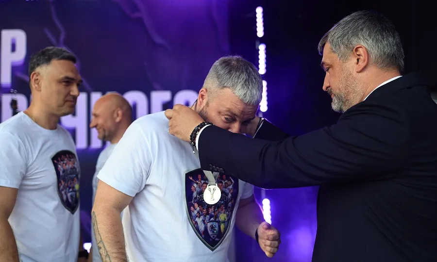 Президент УПЛ вручив ЛНЗ срібні медалі сезону Української Прем’єр-ліги